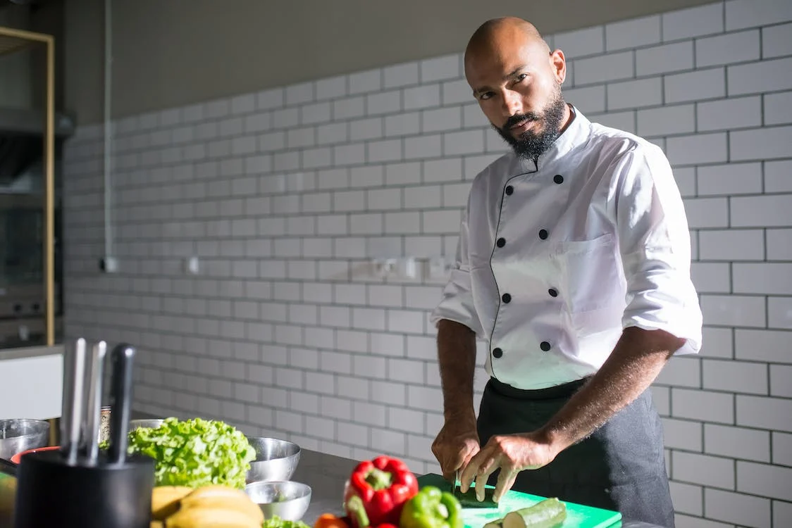 Culinary Stars of Dubai: Unveiling the Top Chefs Redefining the Food Scene